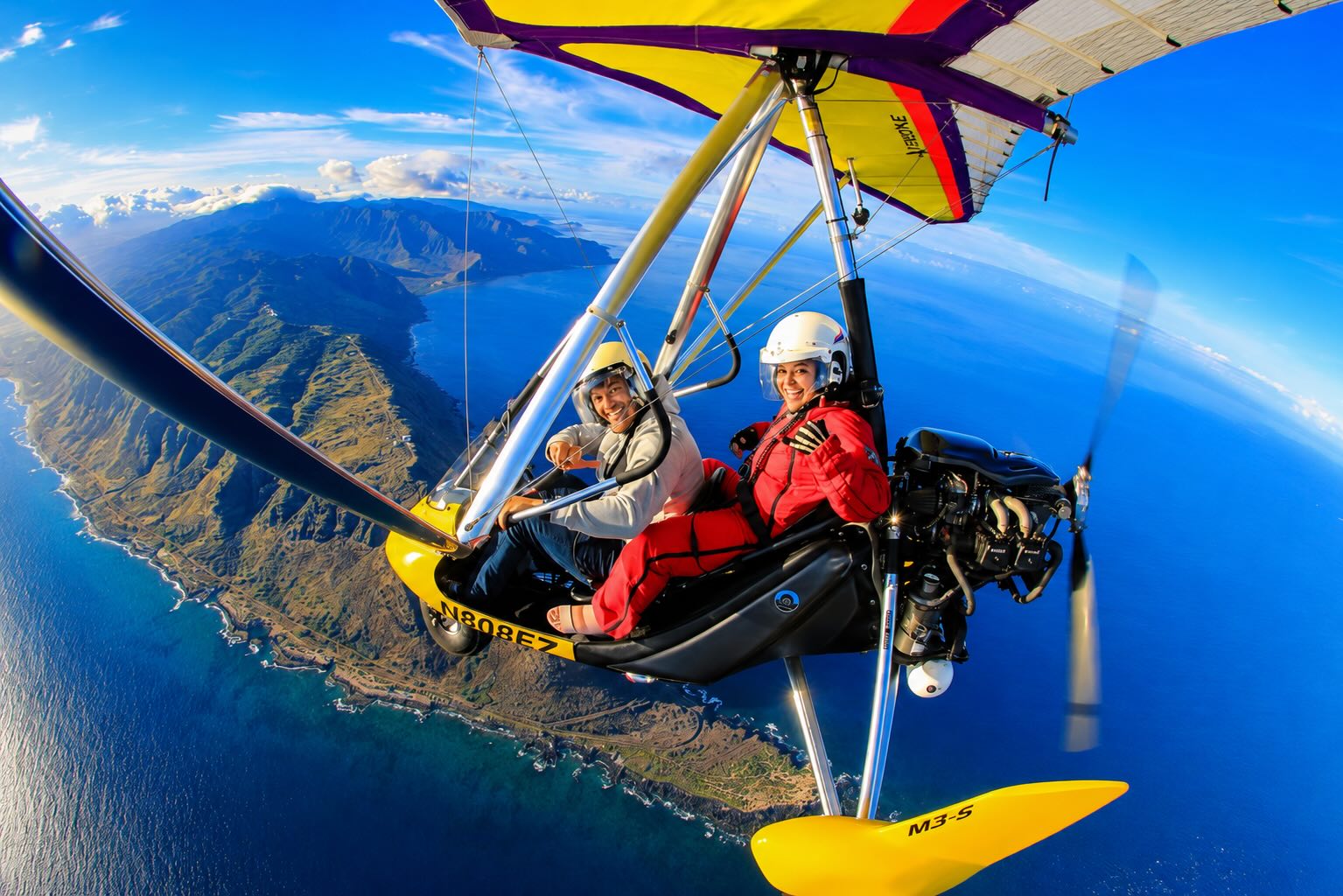 Introductory powered hang glider flight lesson with GoSky Hawaii over Oahu